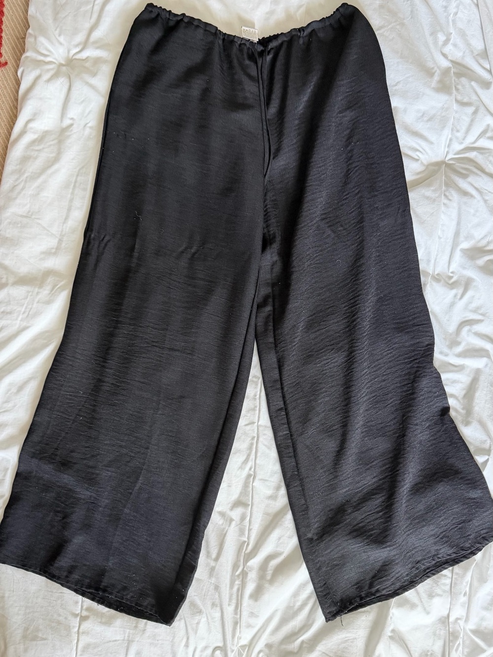 Musera Black Wide-Leg Women's Pants